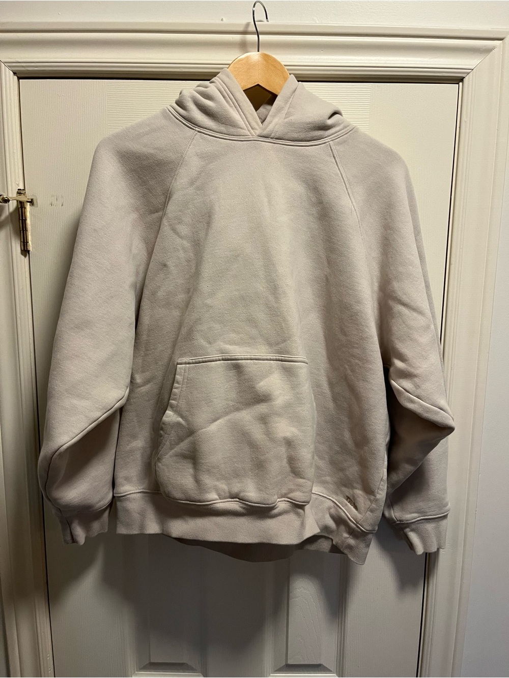 TNA Women’s Ligh cloud Hoodie Sweatshirt and Sweatpants